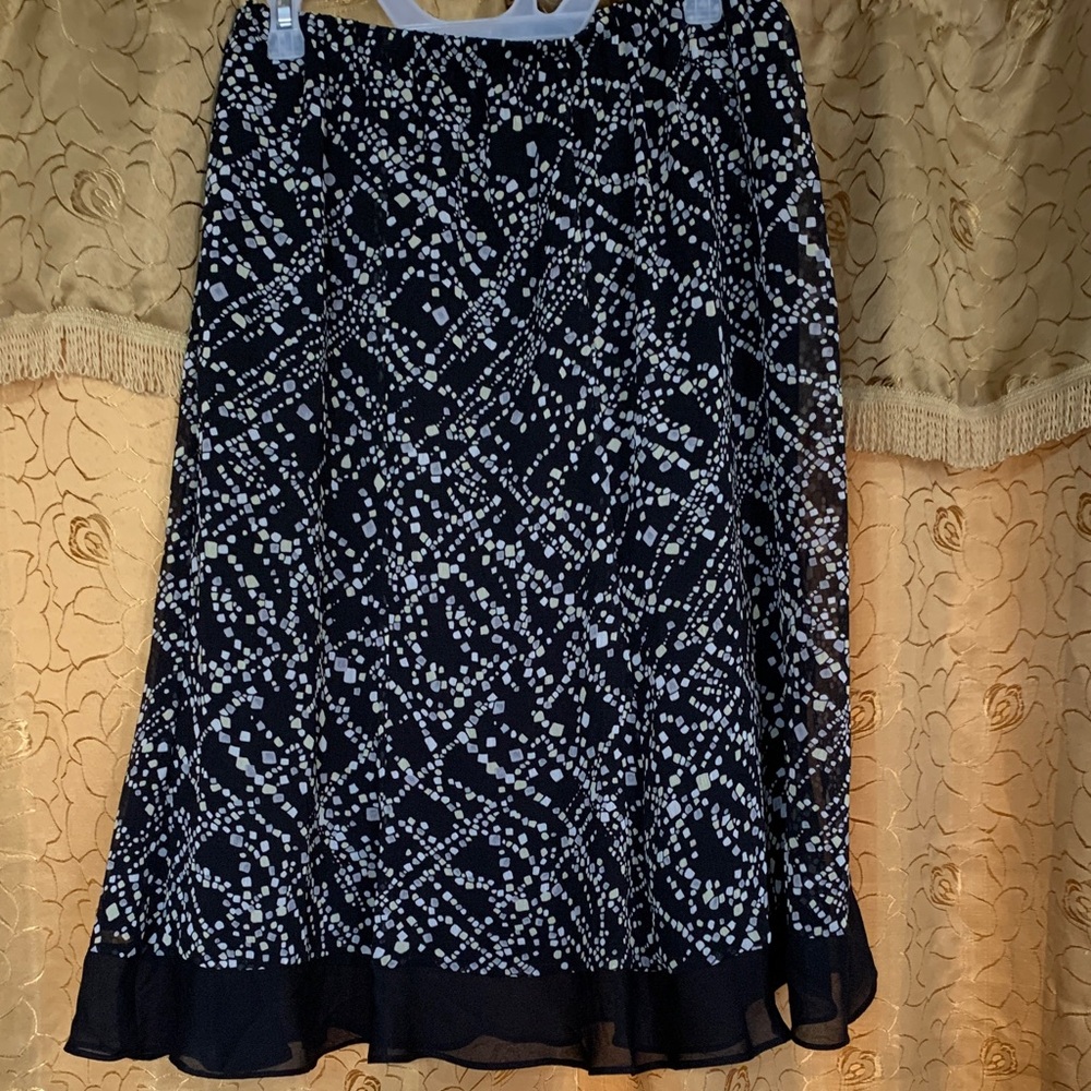 Chic Black and White A-Line Skirt